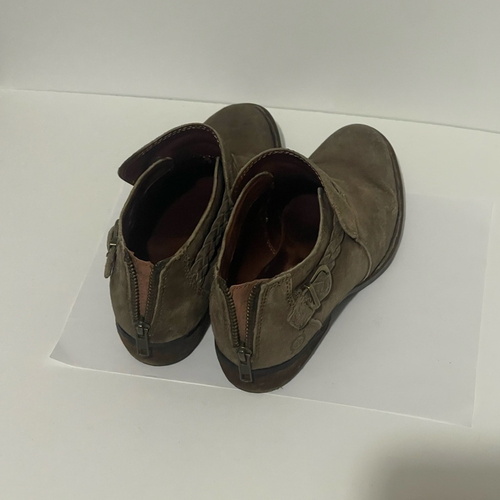 Born Women's Taupe Suede Leather Booties - Size 6 M - Picture 4 of 6